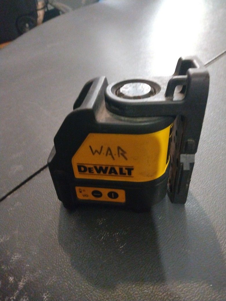 DeWalt Lazer