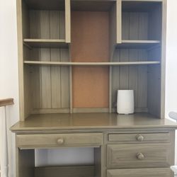 Desk With Shelves 