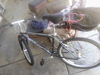 Giant his and hers mountain bikes
