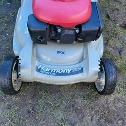 Honda Lawnmowers 