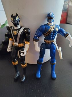 Power Rangers Action Figures Lot of 2
