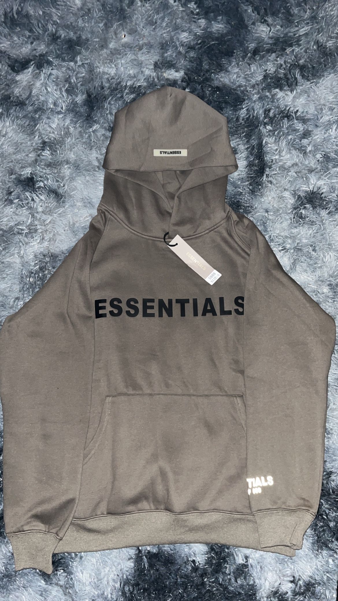 (BRAND NEW)Fear of God Essentials Pullover Hoodie  ‘stone’