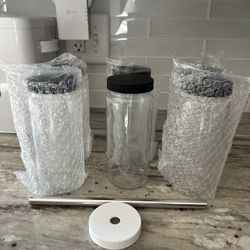 6 Glass Juice Jars With Lids And Straw 