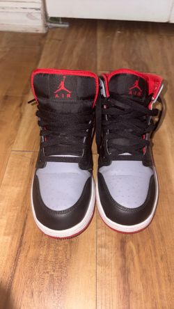 Jordan Air Jordan 1 Mid Unisex Kids Black/Gray/Red Sneaker 6.5Y