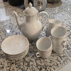 Kaiser Romantica Tea Set 