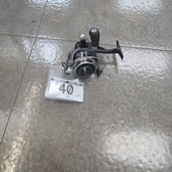 Bass Pro Shop Fishing Reel