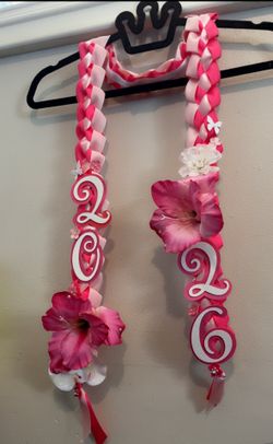 Graduation lei