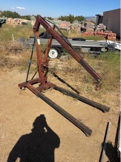 Engine hoist