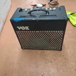 Vox speaker With\nTuning knobs good sound quality