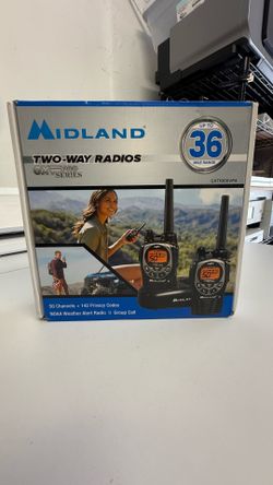 Midland GXT1000VP4 GMRS Two-Way Radio - Rechargable