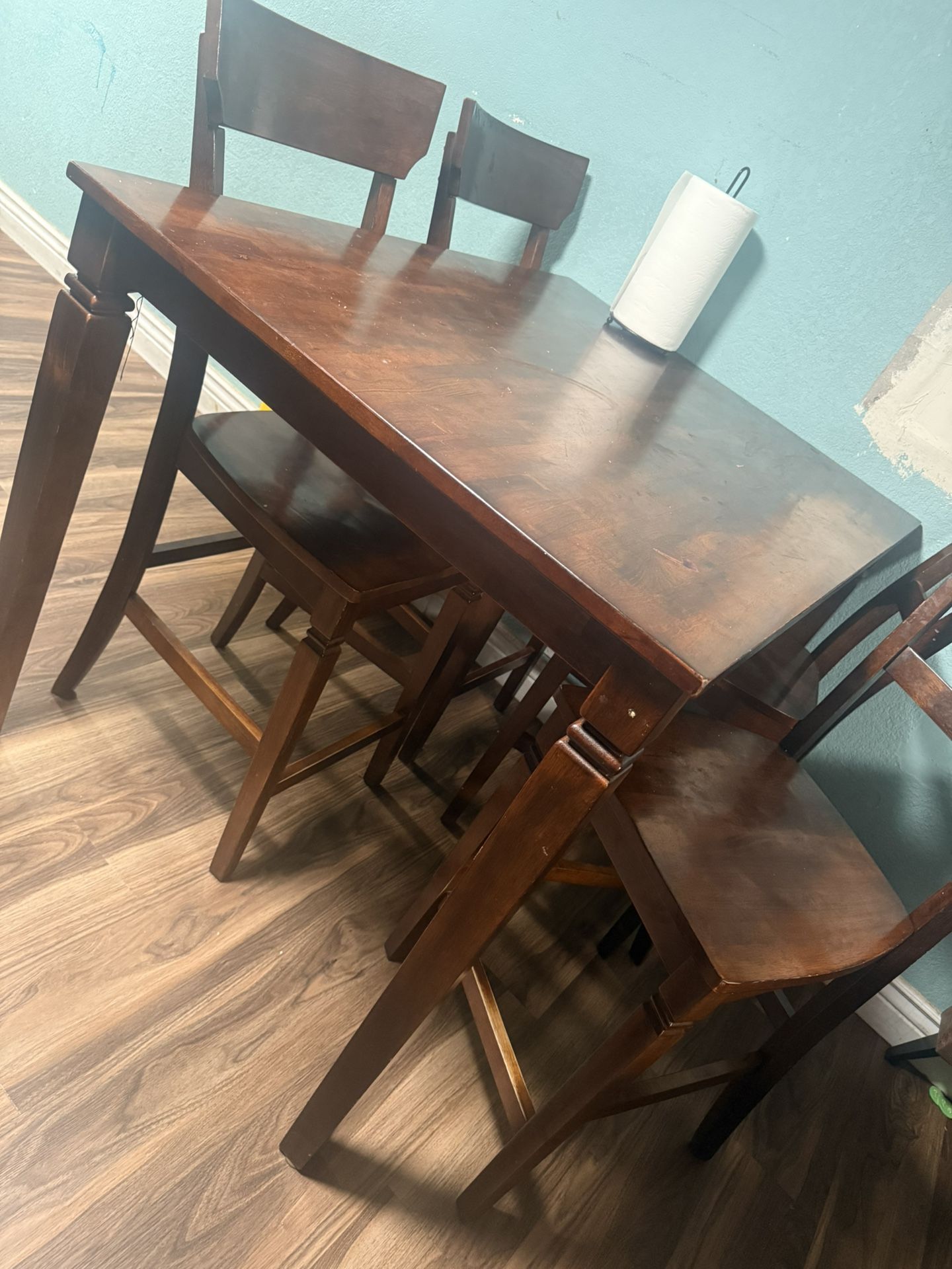 5 Peice Dinning Table