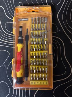 Screwdriver Set with Multiple Bits