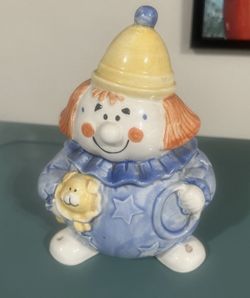 Vintage Porcelain Clown Good Condition
