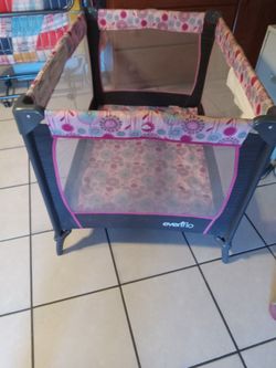 Evenflo Play Yard