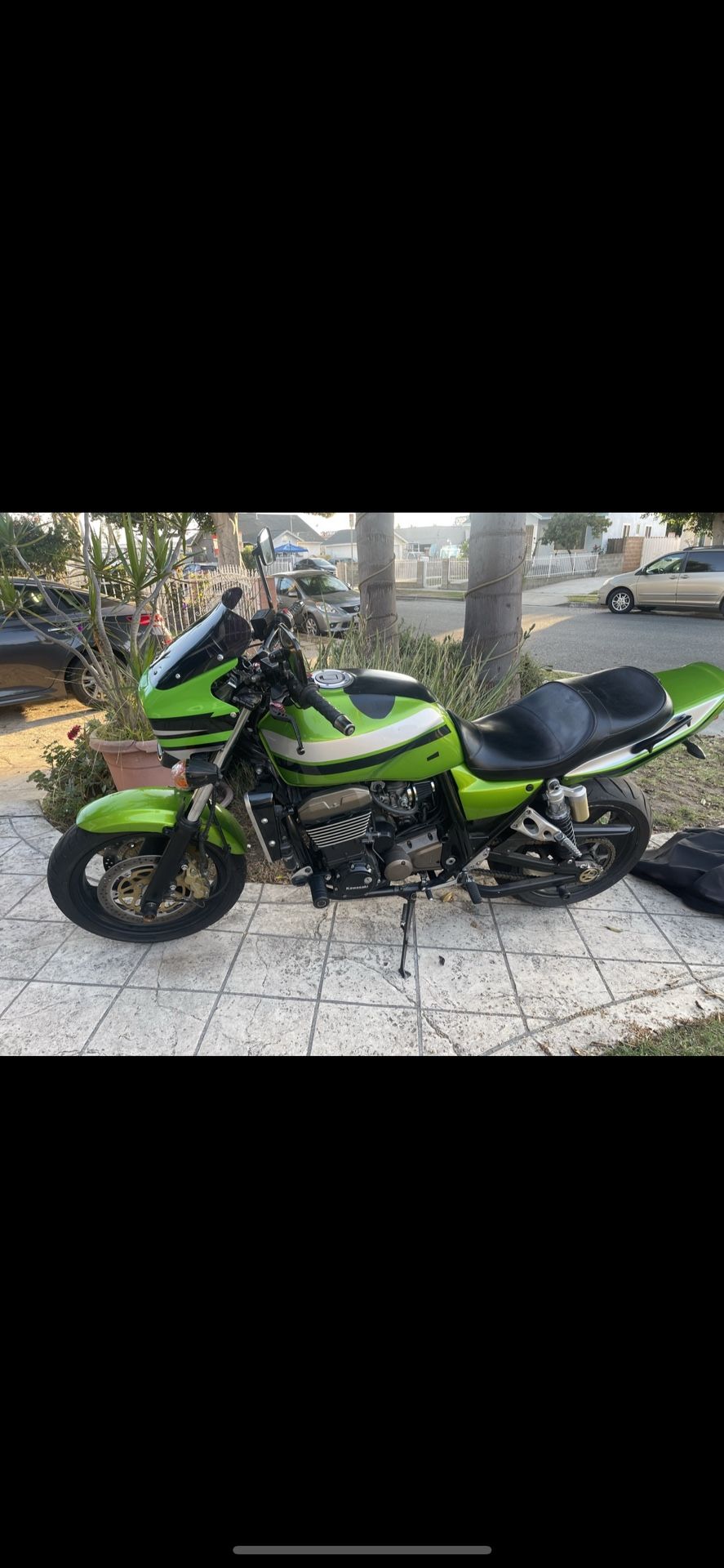 Motorcycle Kawasaki ZRX 1200