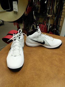 Men sz 13 Nike tennis shoes