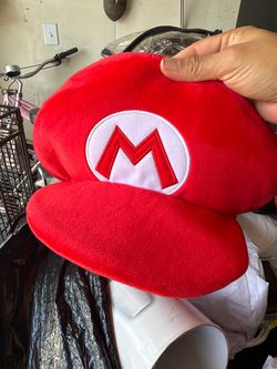 Super Mario hat