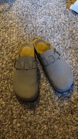 Women’s shoes