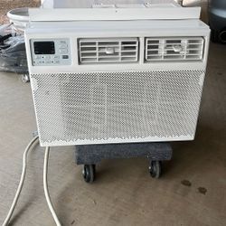 TCL 12,000 BTU AIR CONDITIONER NEW