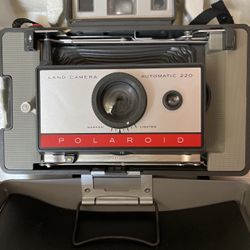 220 Polaroid  Camera