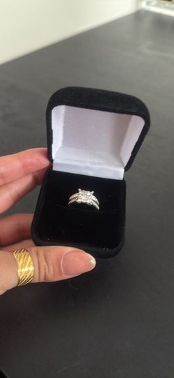 Wedding ring diamond with band Size 4 1/2