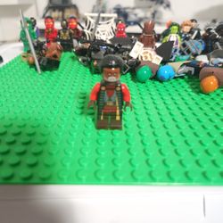 Greef Karga 75311 Star Wars The Mandalorian LEGO Minifigure Figure Robe & Beard