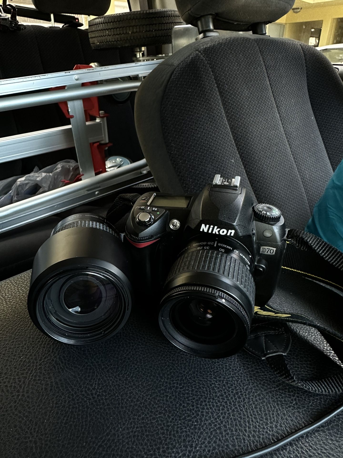 Nikon D70 Digital SLR camera set