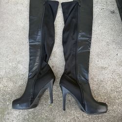 DOLLHOUSE WOMEN'S Black COEXIST KNEE-HIGH BOOT size 9