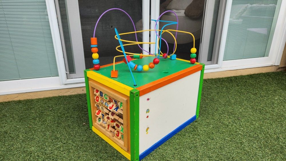 Toy Chest /Box, wood, FANTASTIC Quality!