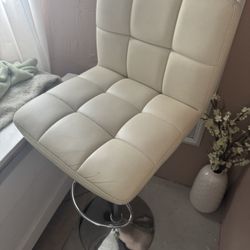 Vanity Chair