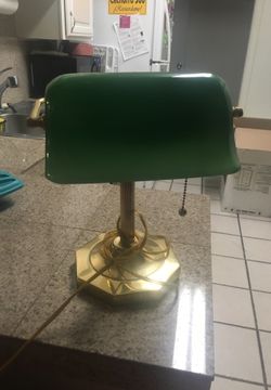 Desk lamp