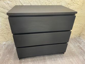 Dark Brown 3-Drawer Dresser - Local Delivery Available for an Additional Fee - See My Other Items😎