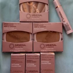 New Unopened Sealed High-quality Brands Mineral Fusion Pressed Powder, Liquid Foundation, And Tin Lipstick Everything You See $40
