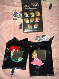 Disney pins