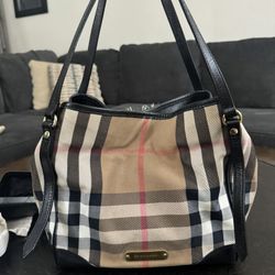 Authentic Burberry purse 