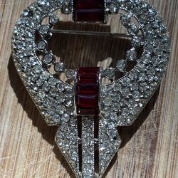 Art deco pin - deep red stones