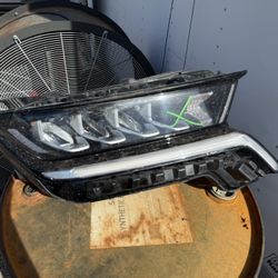 Kia Sorento Headlight 21-23