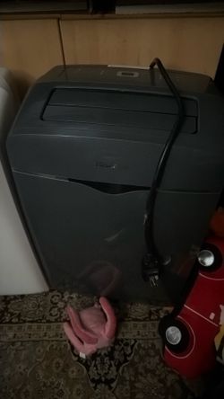 Hisense portable ac unit.