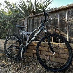 Diamondback Mountain Bike 