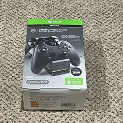 Xbox One Controller Charging Station