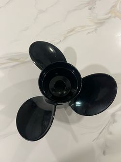 Quicksilver Black Diamond 3-Blade Aluminum Propeller for Mercury and MerCruiser Engines (New)