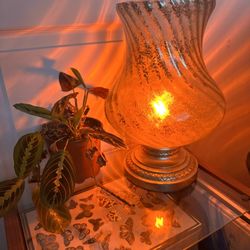 Vintage Iridescent Glass Swirl Accent Lamp