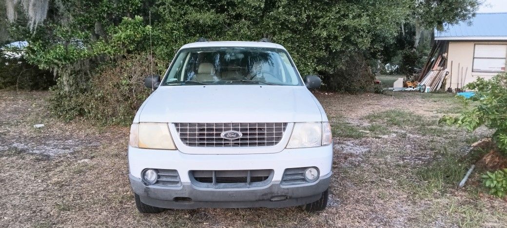 2003 Ford Explorer