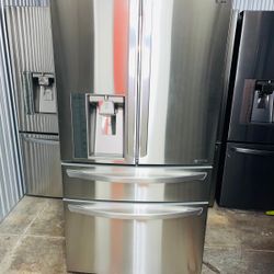 LG refrigerator 36X69X24 stainless steel in very perfect condition a receipt for 90 days warranty