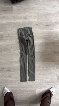 Lululemon size 2 leggings used