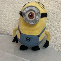Despicable Me Minion Mayhem 12 “ Stuart  Universal Studios Soft Plush One Eye