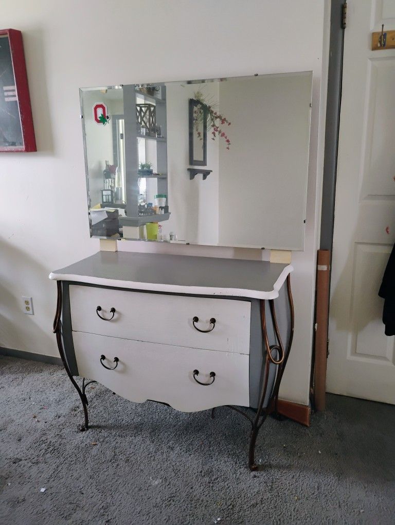 Unique Dresser