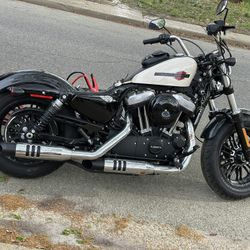 2022 Harley Davidson Sportster