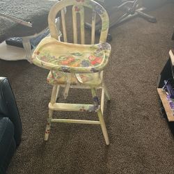 Free-Toddler Dining Chair 