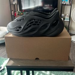 Used Foam RNR Size 14 Onyx
